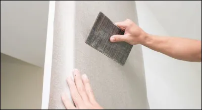 Quelle verbe signifie ''coller de la toile sur un support'' ?