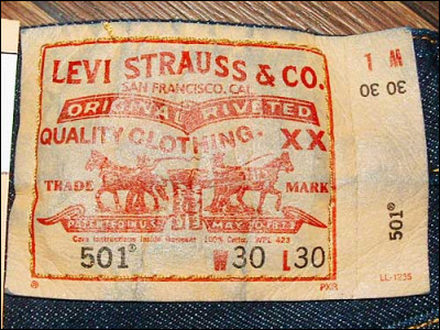 En quelle année Levi Strauss a-t-il inventé le jean ?