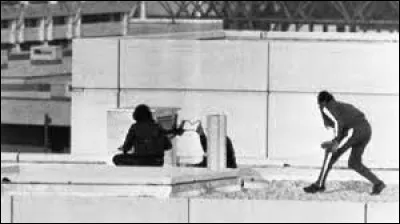 Quel est ce mouvement terroriste palestinien, fondé en 1970, qui se fait connaître avec la prise d'otage d'athlètes israéliens en septembre 1972, à Munich, lors des Jeux olympiques ?