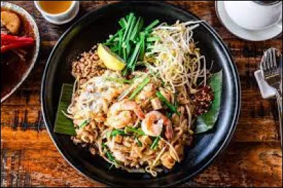 Comment s'appelle ce plat traditionnel de la cuisine thaïlandaise ?