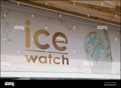 Et cette marque de montres, c’est laquelle ? Tu peux la reconnaître ?