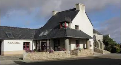 Nous sommes en Bretagne, &agrave; Tr&eacute;zilid&eacute;. Village de l'arrondissement de Morlaix, elle se situe dans le d&eacute;partement ...