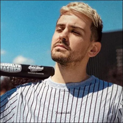 Quel est le pseudo de ce youtubeur ?