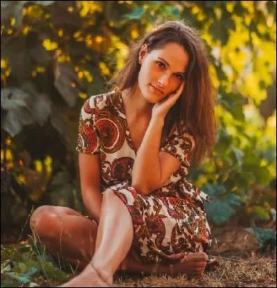 Quel est le pseudo de cette influenceuse ?