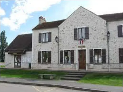 Village francilien, dans la Grande Couronne, Chartronges se situe dans le département ...