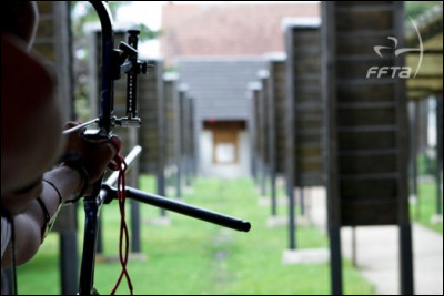 Dans quelle région française est principalement pratiqué le tir "Beursault" ?