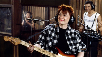 Dans quel film de Jean-Loup Hubert, Josiane Balasko et Victor Lanoux croient que le musée est le mausolée du président Pompidou, et déclarent : « Y zauraient pu lui faire un truc mieux... » ?