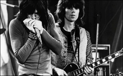 Quelle pochette d'album des Rolling Stone a été imaginée par Andy Warhol ?