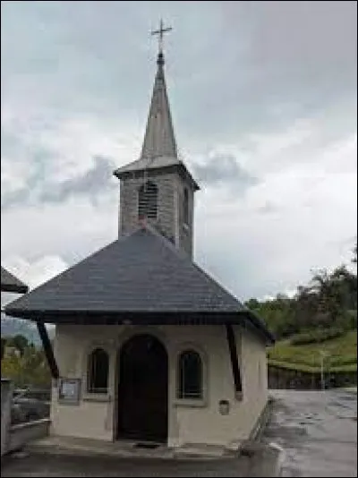 Nous terminons notre promenade en Auvergne-Rhône-Alpes, devant la chapelle Notre-Dame de la Nativité, à Vougy. Commune de l'arrondisement de Bonneville, elle se situe dans le département ...