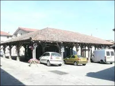 Village Drômois, Le Grand-Serre se situe en région ...