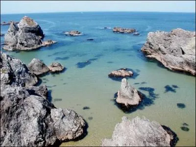 Quelle actrice possda une maison  Belle-le, s'y reposant de la vie trpidante de Paris ?