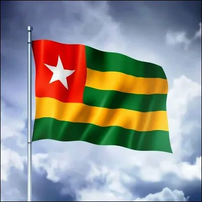 Quel pays d�Afrique, situ&eacute; sur le golfe de Guin&eacute;e, poss&egrave;de ce drapeau ?