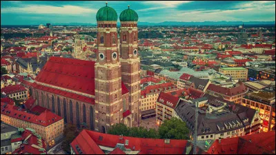 Quel est le nom français de la ville allemande appelée ''München'' en allemand ?