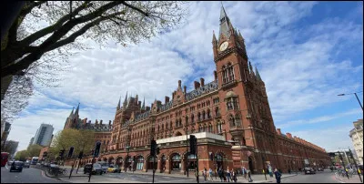 Dans quelle gare londonienne arrive l'Eurostar ?