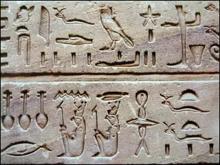 Qui a d&eacute;crypt&eacute; les hi&eacute;roglyphes ?