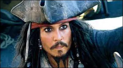 Quel acteur interprète Jack Sparrow au cinéma ?
