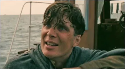 Dans ce film, il incarne un soldat britannique survivant d'une opération d'évacuation des Alliés à Dunkerque pendant la Seconde Guerre mondiale. Son personnage est traumatisé par les horreurs de la guerre. Quel est ce film ?
