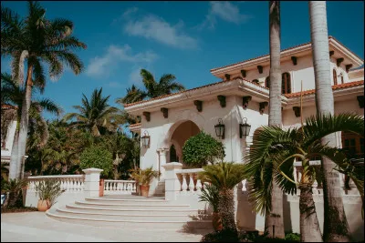 Où l'émission se déroule-t-elle ?