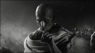 Ici, il incarne le personnage de Gorr le Massacreur, un antagoniste de l'univers Marvel. Gorr est un être puissant et vindicatif qui menace l'équilibre entre les dieux et les forces cosmiques. Quel est ce film ?