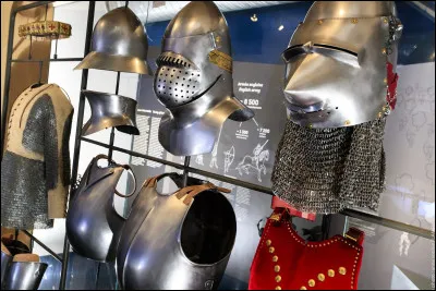 Le 25 octobre 1415, les chevaliers français sont défaits par l'armée anglaise qu'ils poursuivaient : 6000 chevaliers français sont tués. Où eut lieu cette débâcle ?