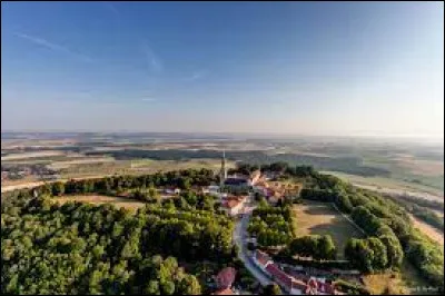 Quelles sont les deux couleurs du drapeau de la Lorraine ?