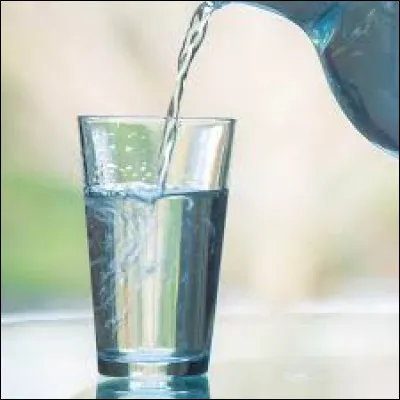 Cette eau est suivie d'un mot commençant par "al" lorsque son pH est supérieur à 7. Trouvez sa terminaison :