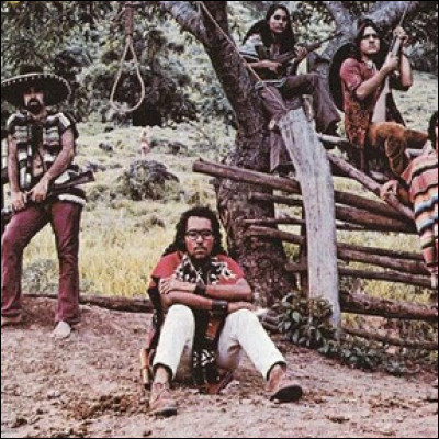 Quel groupe chante ''Paris Latino'' en 1983 ?