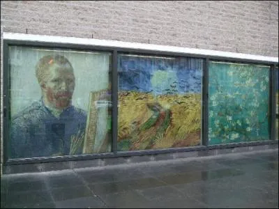 A quel artiste est ddi l'un des plus grands muses d'Amsterdam ? (200 tableaux et quelques 500 dessins ou esquisses)