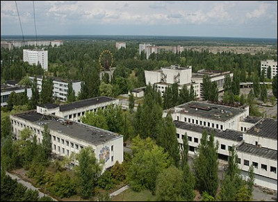 Quelle ville proche de Tchernobyl est devenue ville fantôme, après l'accident nucléaire de la centrale ?