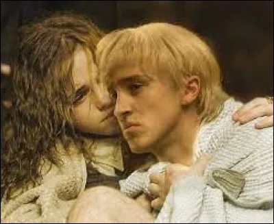 Maintenant, parlons de Drago Malefoy. 
En un mot, comment le décrirais-tu ?