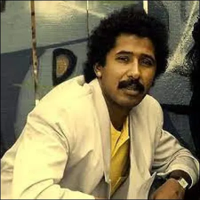 À quel chanteur doit-on la chanson "Aicha" ?