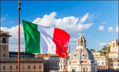 Quel est le nom du premier journal en Italie ?