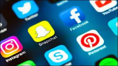 Combien de réseaux sociaux as-tu sur ton téléphone ?