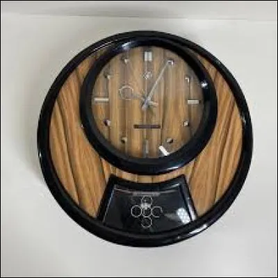 Combien de temps s'est-il écoulé entre 7h55 et 9h45 ?