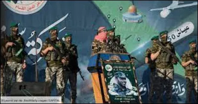 Quelle est, d'après la devise du Hamas, sa constitution ?