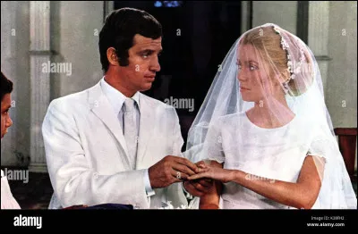 Avec qui Catherine Deneuve s'est-elle mariée ?
