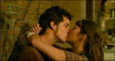 Quel est le prénom du personnage qu'il incarne dans ''Jeux d'enfants '' ?