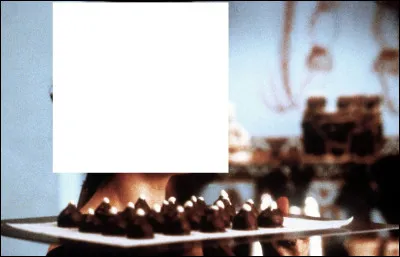 Quelle actrice est la t&ecirc;te d'affiche du film ''Le Chocolat'' de Lasse Hallstr&ouml;m ?