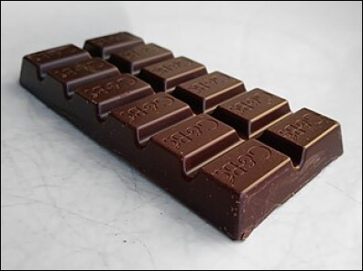 Grâce au mariage de quel roi, la France découvre-t-elle le chocolat ?