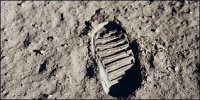 Comment sappelle le 1er homme qui a marché sur la Lune ?