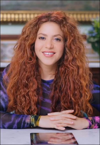 En quelle langue Shakira a-t-elle repris la chanson de Francis Cabrel ''Je l'aime à mourir'' ?