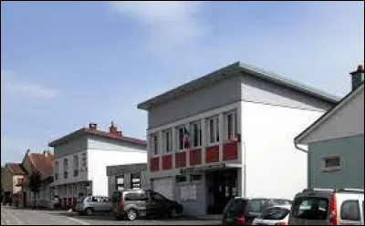 Village de Bourgogne-Franche-Comté, dans l'aire d'attraction Montbéliardaise, Dambenois se trouve dans le département ...