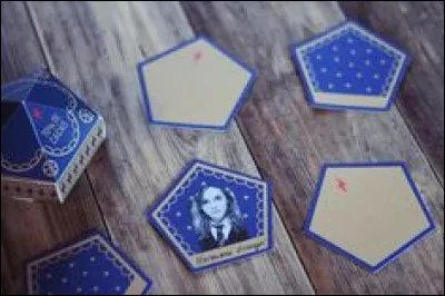 Combien de cartes de chocogrenouilles a Ron ?