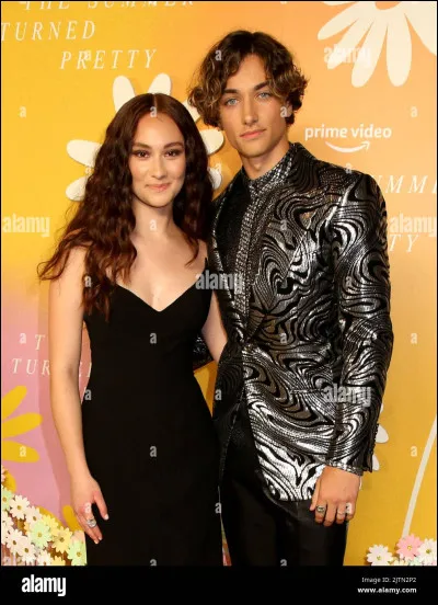 Lola Tung et Gavin Casalegno sont-ils déjà sortis ensemble ?