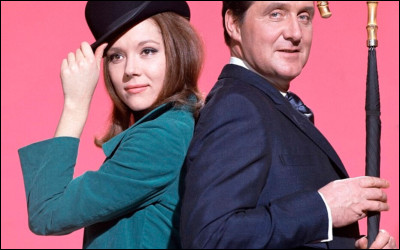 D'après le titre d'une série télévisée, en quelle matière naturelle sont les bottes ?