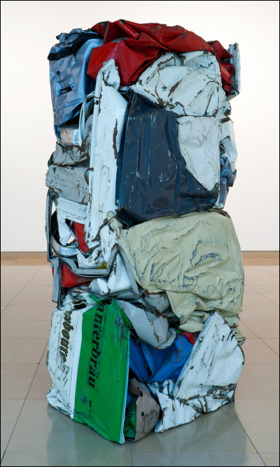 À partir de quoi le sculpteur César a-t-il réalisé ces compressions ?