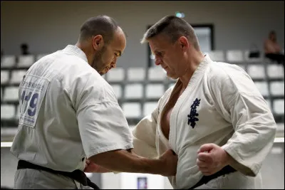Laquelle de ces propositions ne fait pas partie des cinq principes de base du Kyokushin ?