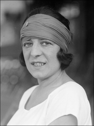 Quel était le surnom de la tenniswoman Suzanne Lenglen ?