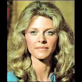 Que faisait-elle avant de devenir bionique ?