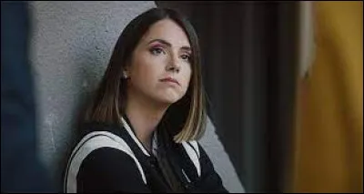 Dans le feuilleton "Demain nous appartient", quelle famille a accueilli Charlie et son frère ?